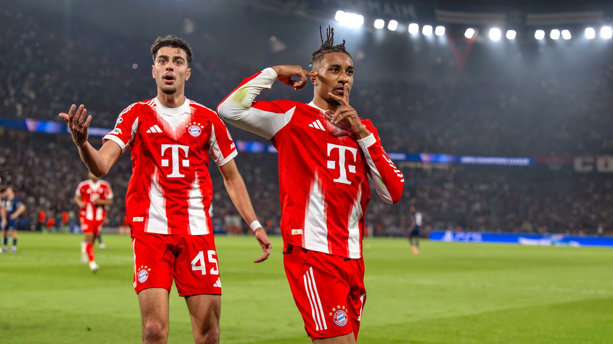 FCB-Spektakel in der Kritik: Ist das Fußball oder kann das weg?