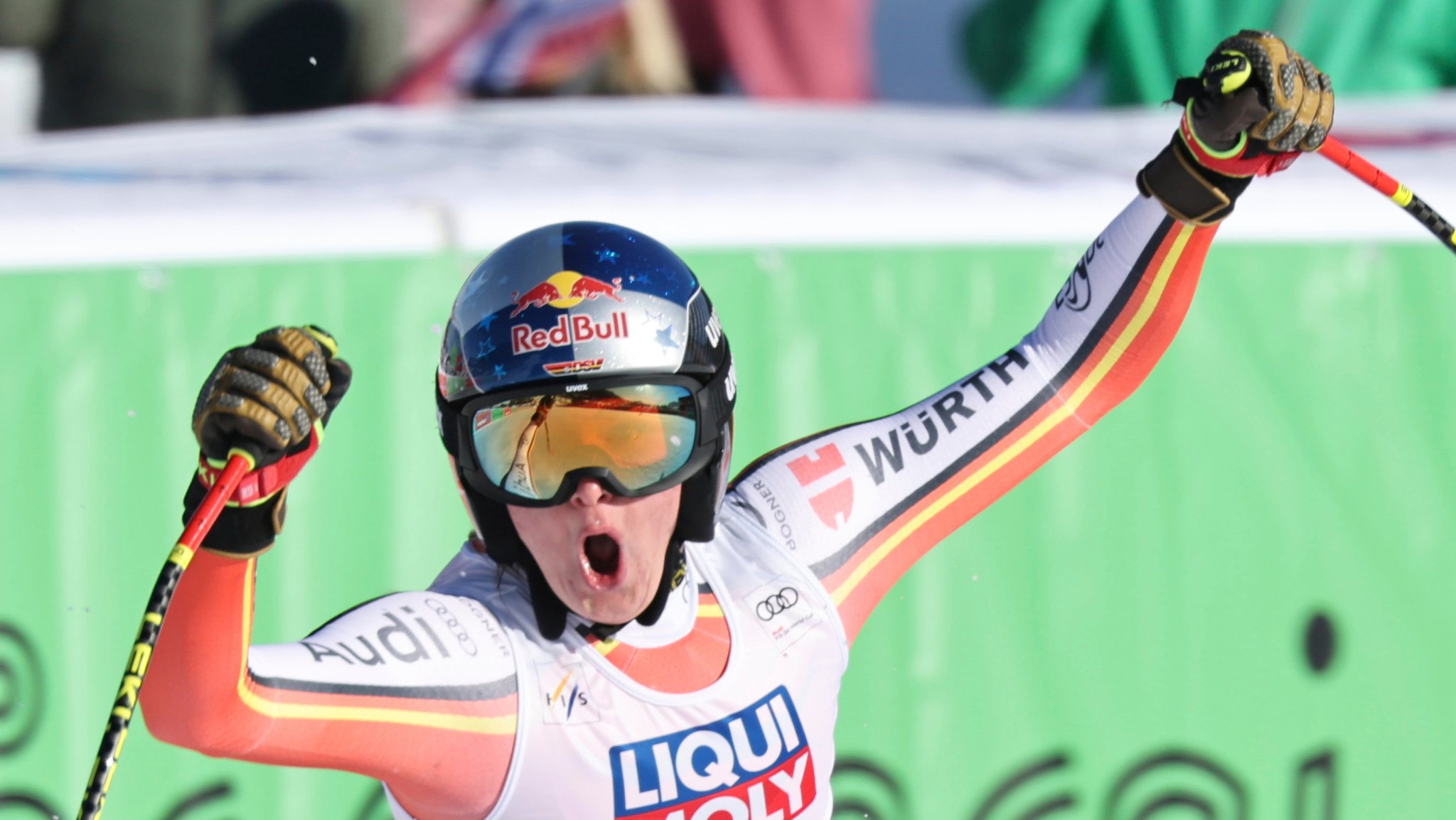 28.02.2025, Norwegen, Kvitfjell: Ski alpin: Weltcup, Abfahrt, Damen. Die deutsche Emma Aicher reagiert nach dem Durchlauf. Foto: Marco Trovati/AP/dpa +++ dpa-Bildfunk +++