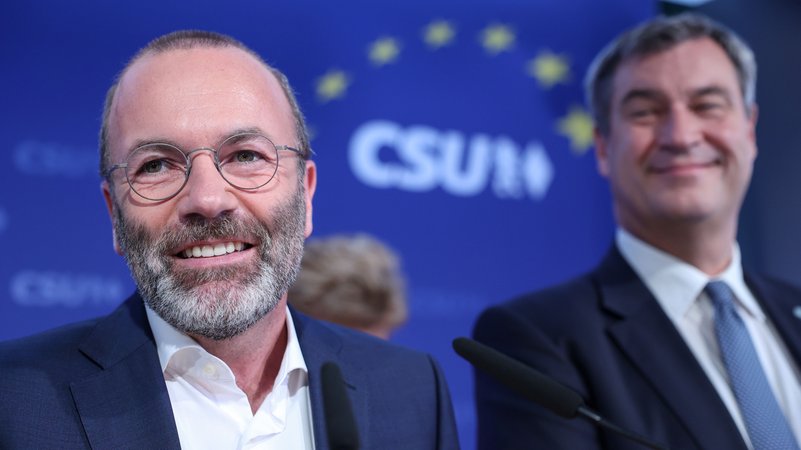 Archivbild: Manfred Weber und Markus Söder | Bild: picture alliance/dpa/Revierfoto | Revierfoto Archivbild: Manfred Weber und Markus Söder