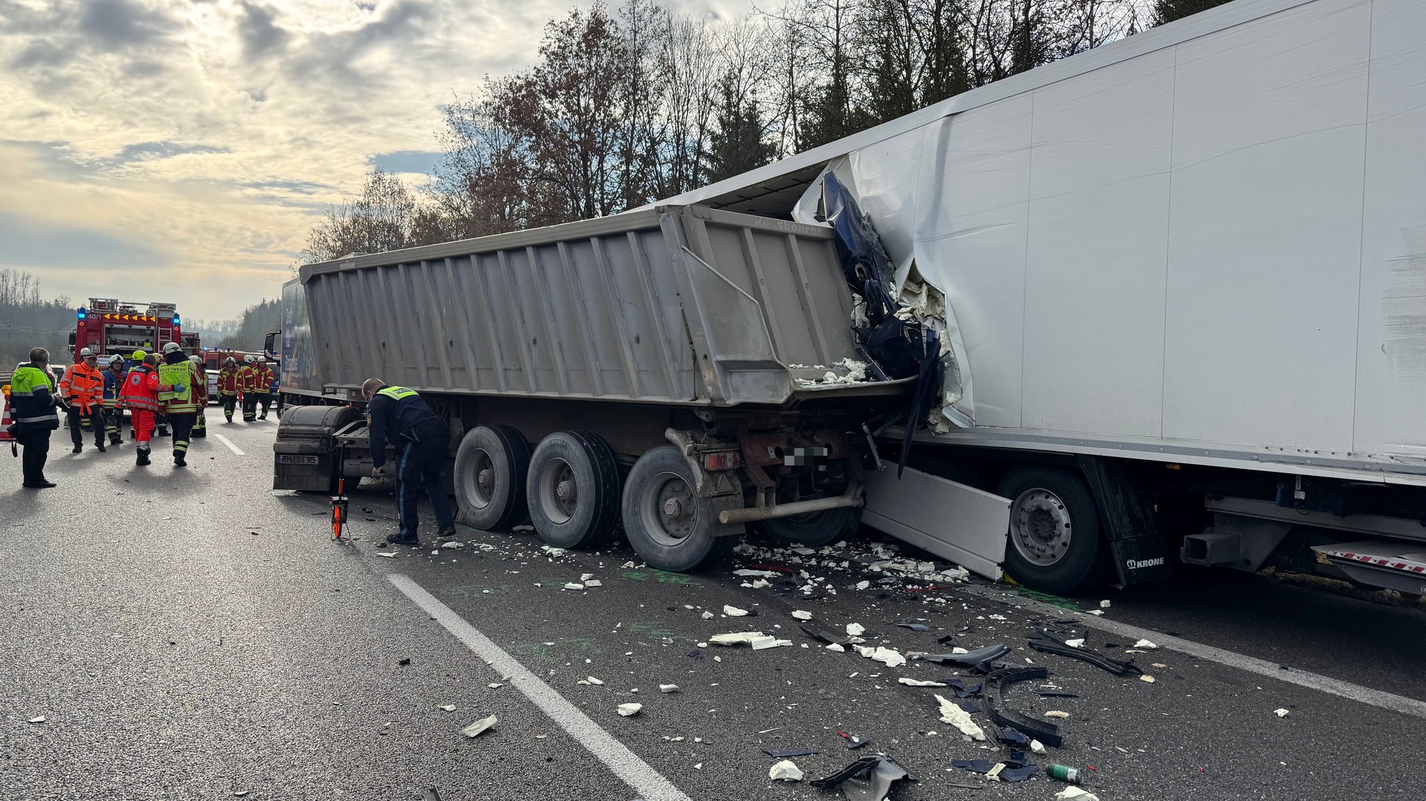 Lkw-Auffahrunfall auf A9 bei Lenting