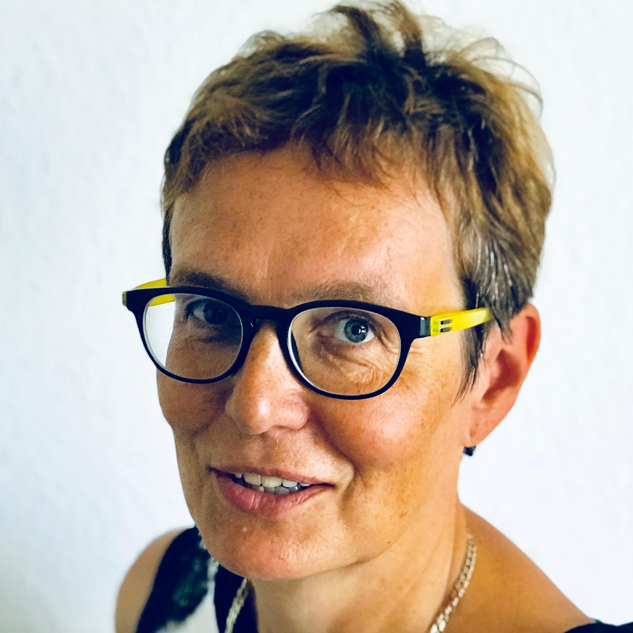 Zwei Familien An Einem Tisch Corona Leserfragen Teil 36 Onetz