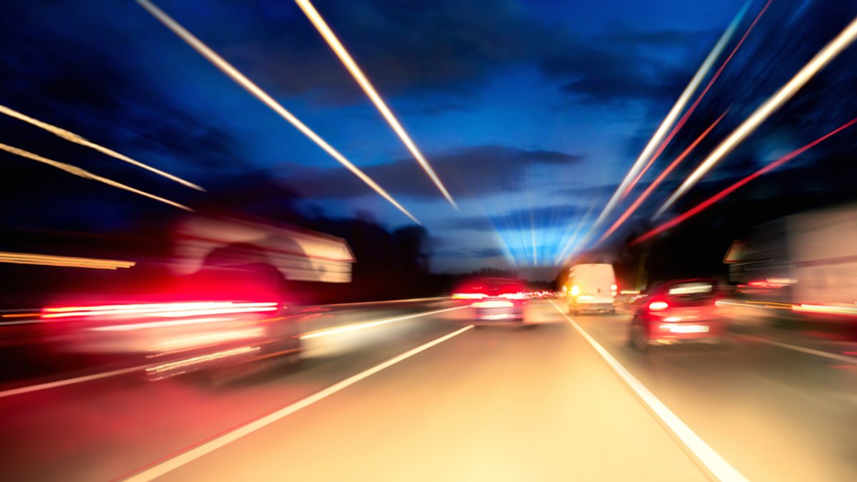 Mit mehr als 240 km/h: Raser von München bis Rosenheim unterwegs