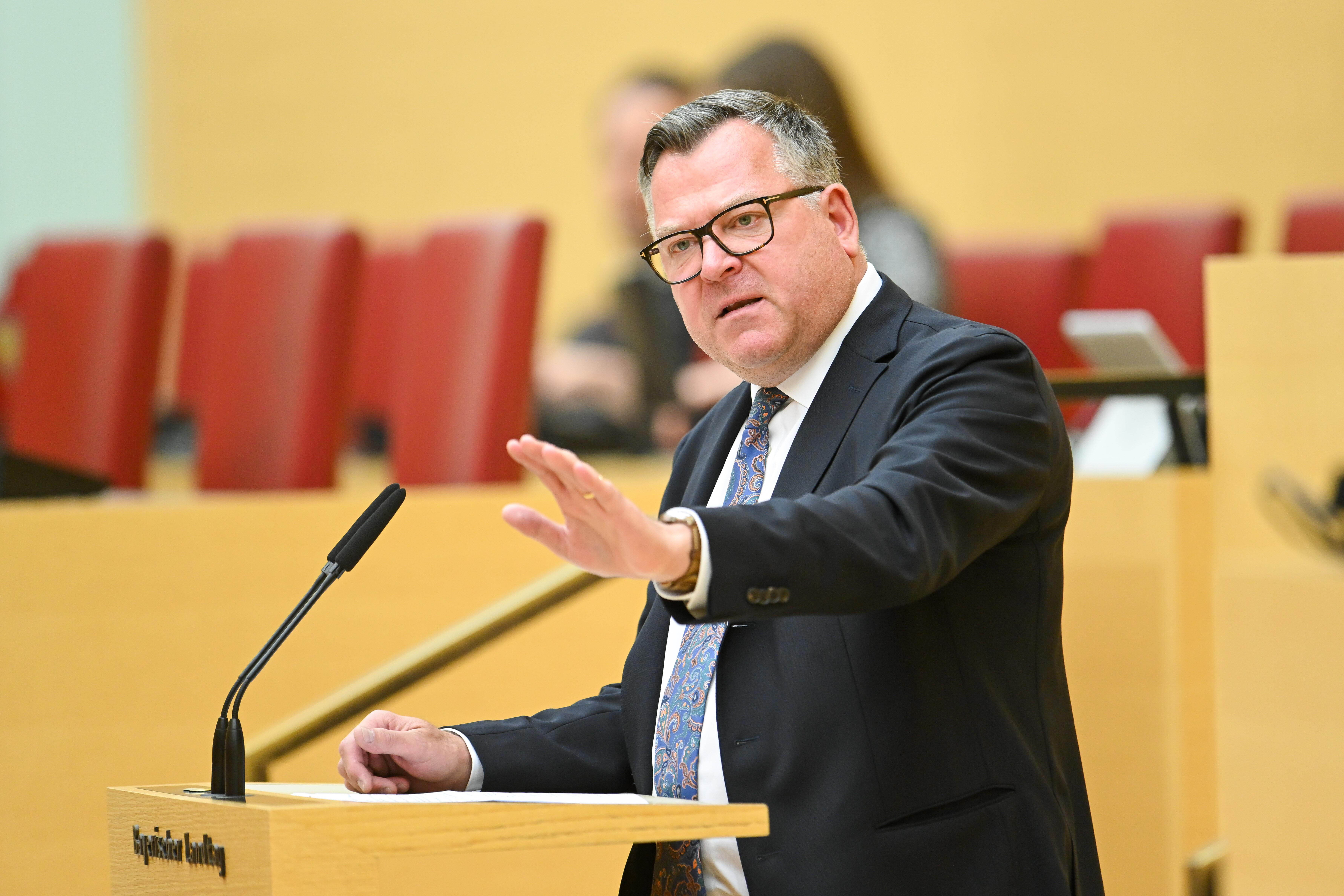 Josef Schmid Appointed as New Bavarian Justice Minister - News Directory 3