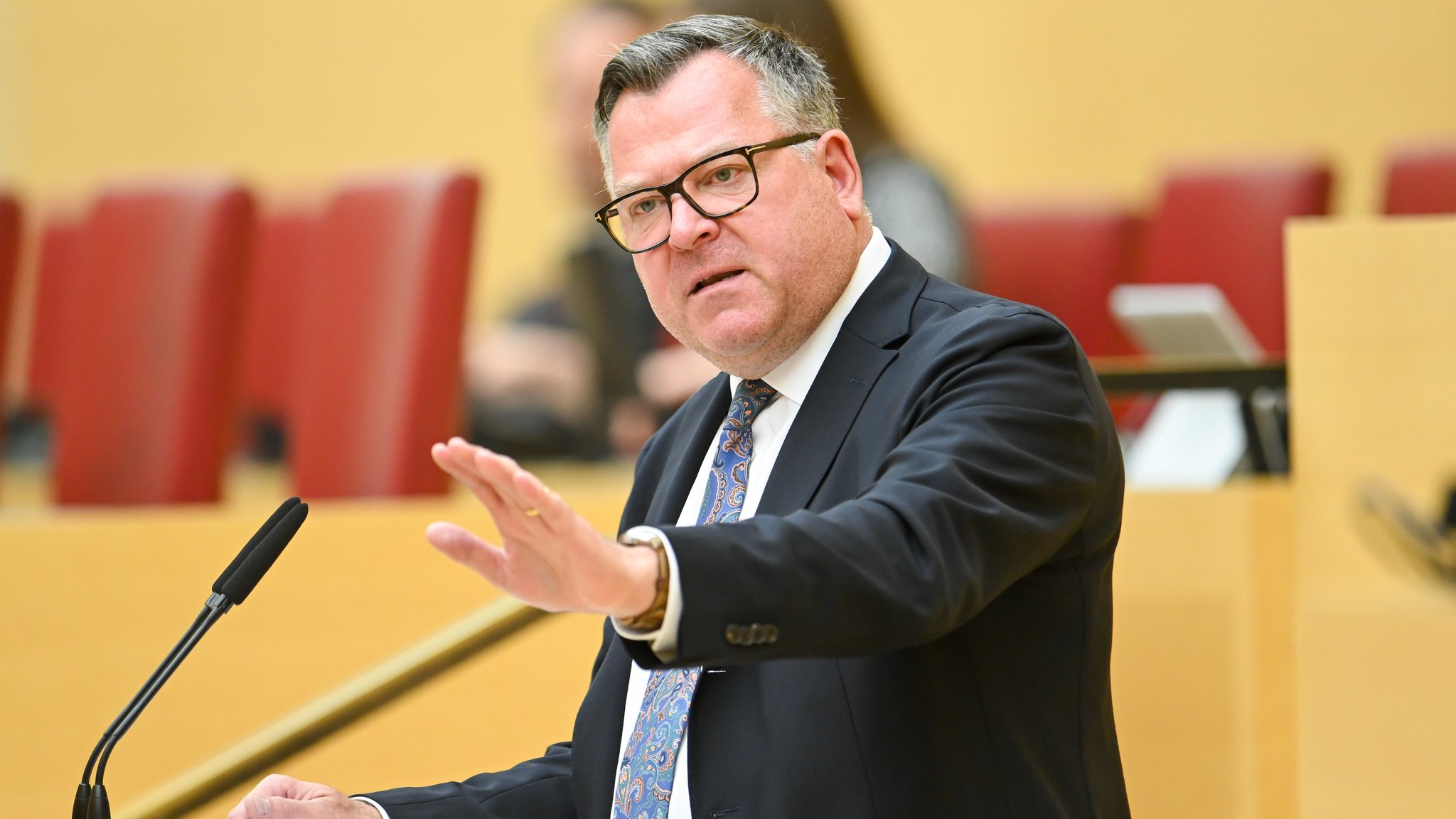 Hobby-Schlagzeuger Schmid wird bayerischer Justizminister