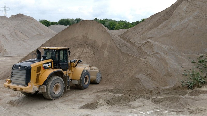 Symbolbild Kiesabbau | Bild: picture alliance/SZ Photo/Robert Haas Symbolbild Kiesabbau