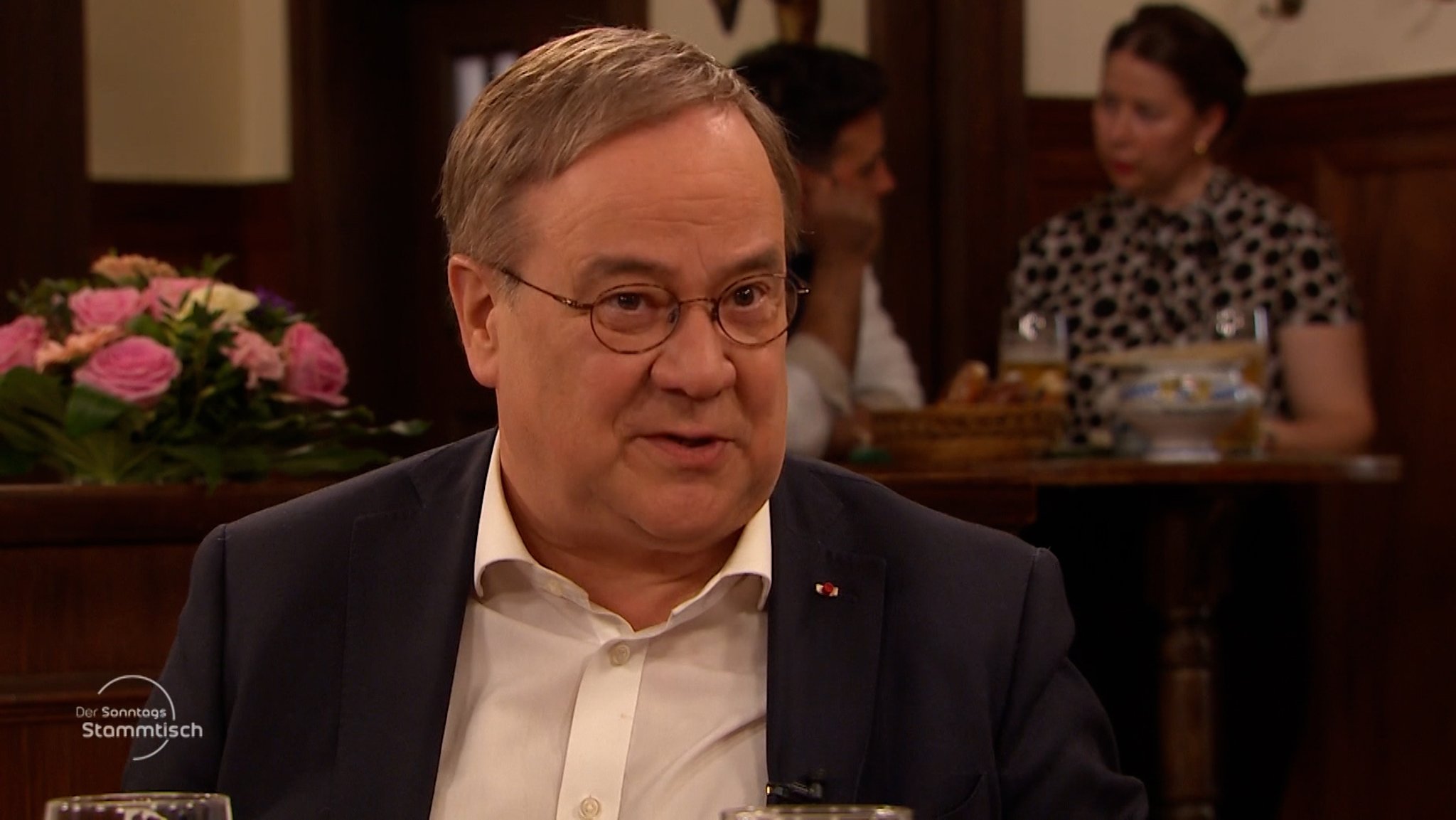 Armin Laschet (CDU) fand am BR-Sonntags-Stammtisch deutliche Worte | Bild: Andreas Schroll Armin Laschet (CDU) fand am BR-Sonntags-Stammtisch deutliche Worte