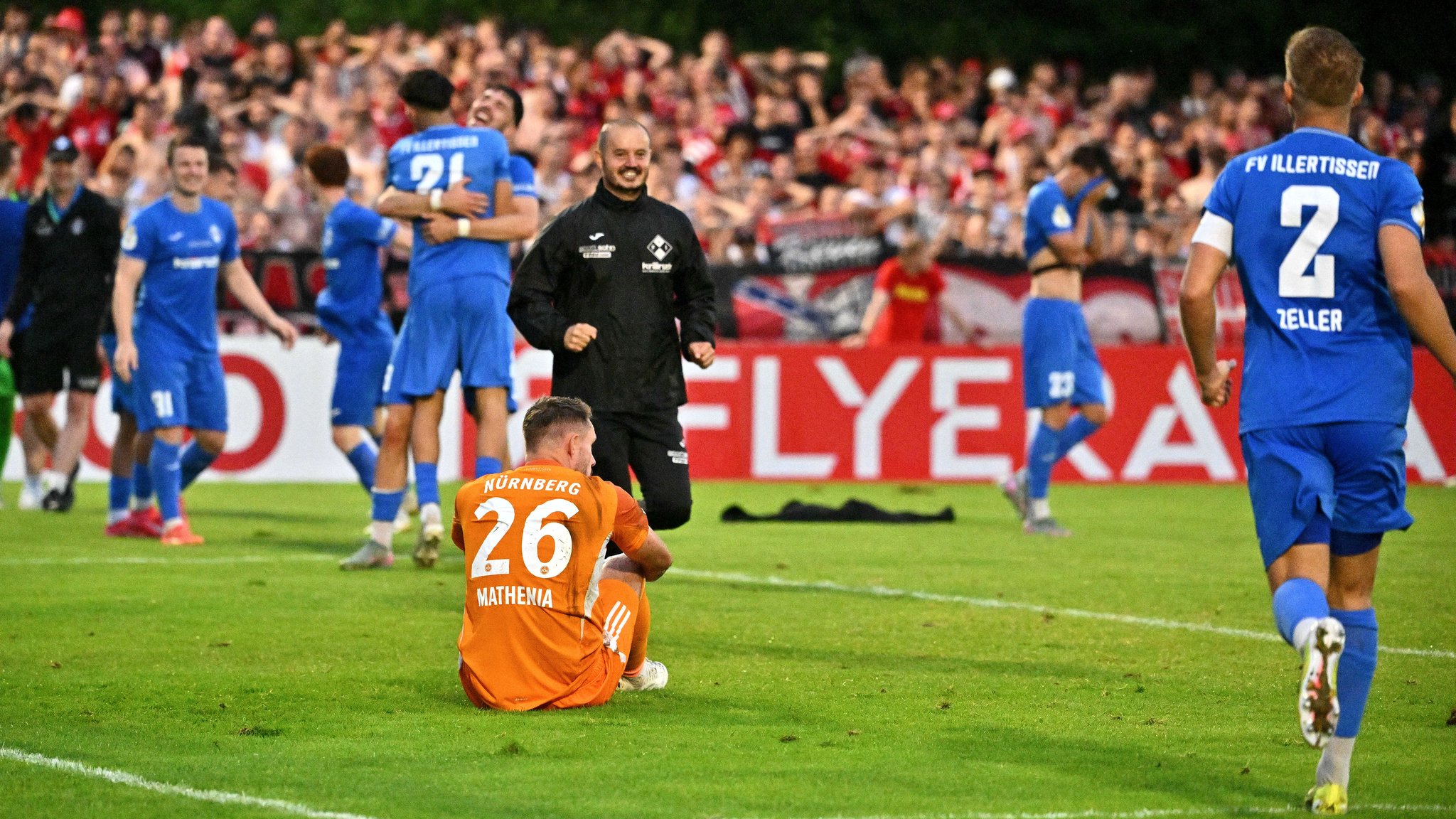 Spielszene FV Illertissen -  1. FC Nürnberg