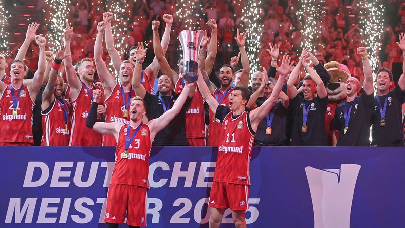 Der alte und neue deutsche Basketballmeister kommt aus München | Bild: picture-alliance/dpa Der alte und neue deutsche Basketballmeister kommt aus München