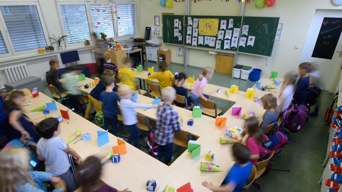 Konnen Luftfilter In Der Schule Vor Corona Schutzen Br24