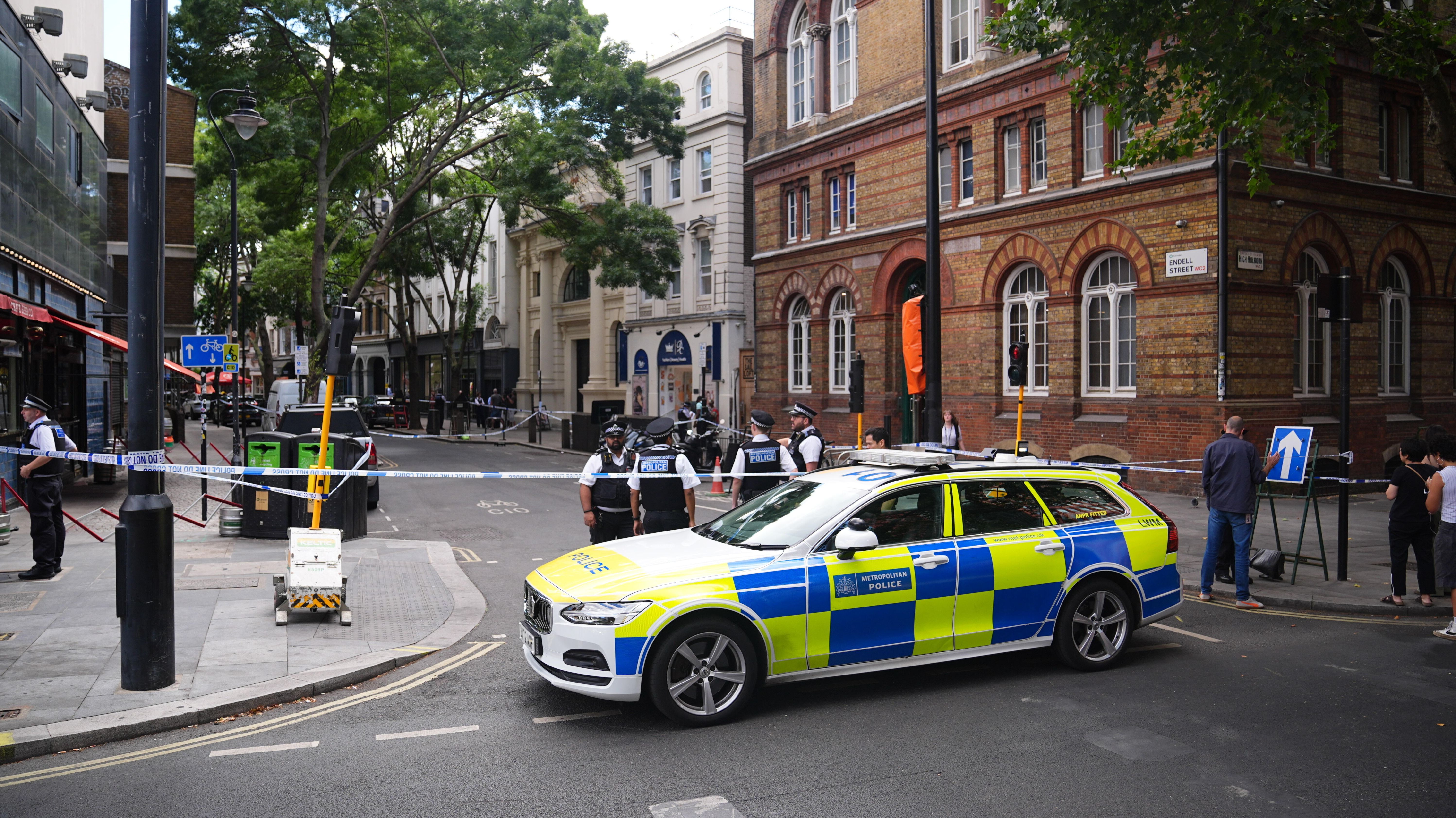 Messerattacke in London: Mehrere Menschen verletzt