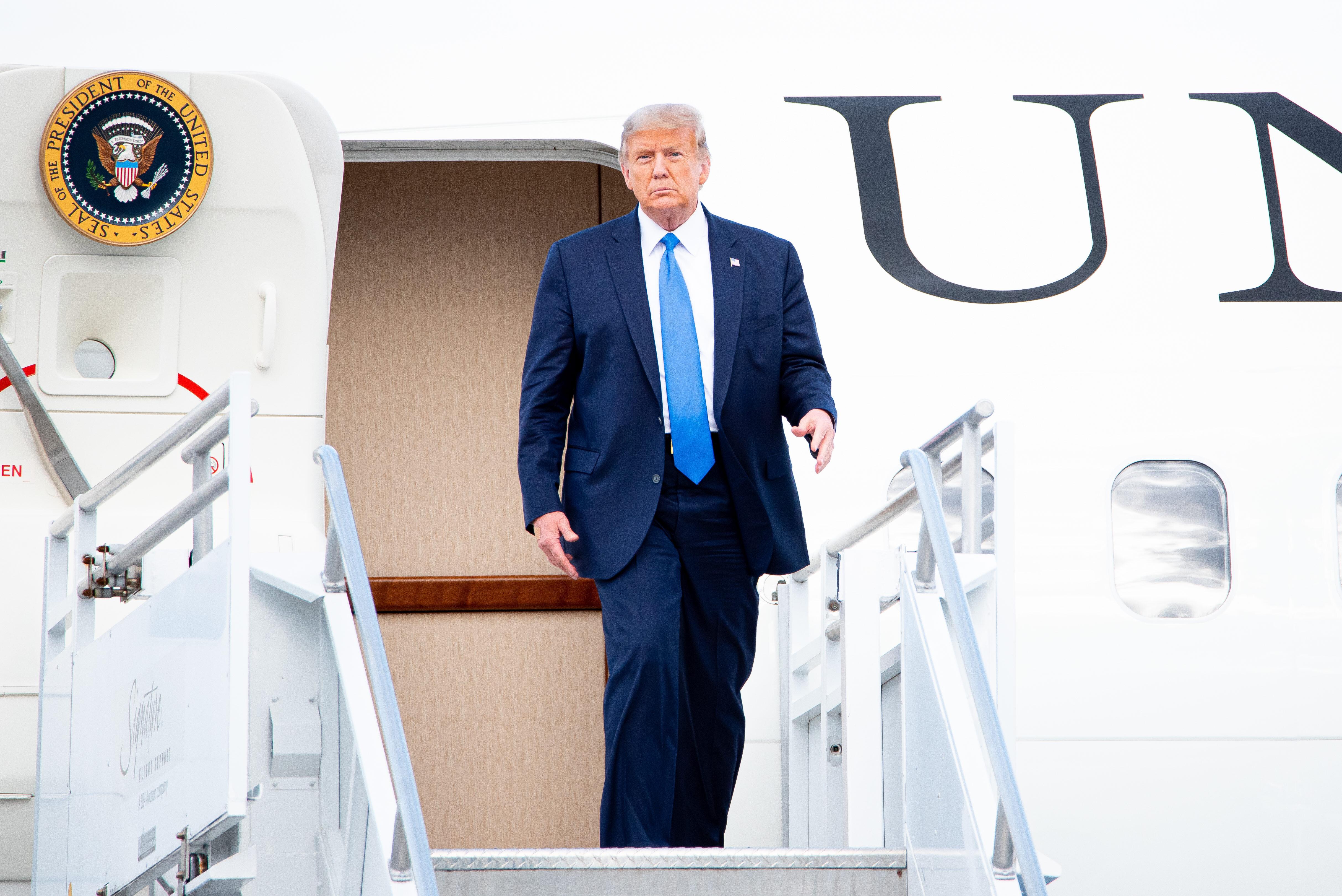 US-Präsident Donald Trump verlässt die Airforce One