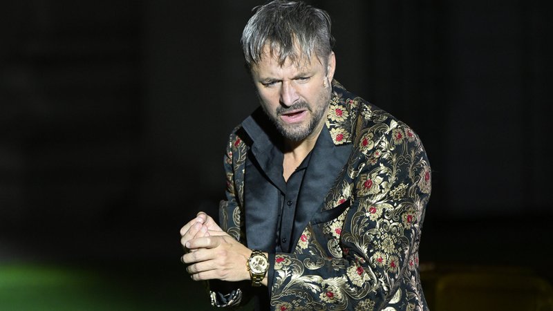 Der neue Faschingsprinz von Salzburg: Philipp Hochmair spielt den Jedermann, heuer zum ersten Mal und dann sicherlich noch ein paar Jahre länger | Bild: Barbara Gindl/dpa Der neue Faschingsprinz von Salzburg: Philipp Hochmair spielt den Jedermann, heuer zum ersten Mal und dann sicherlich noch ein paar Jahre länger