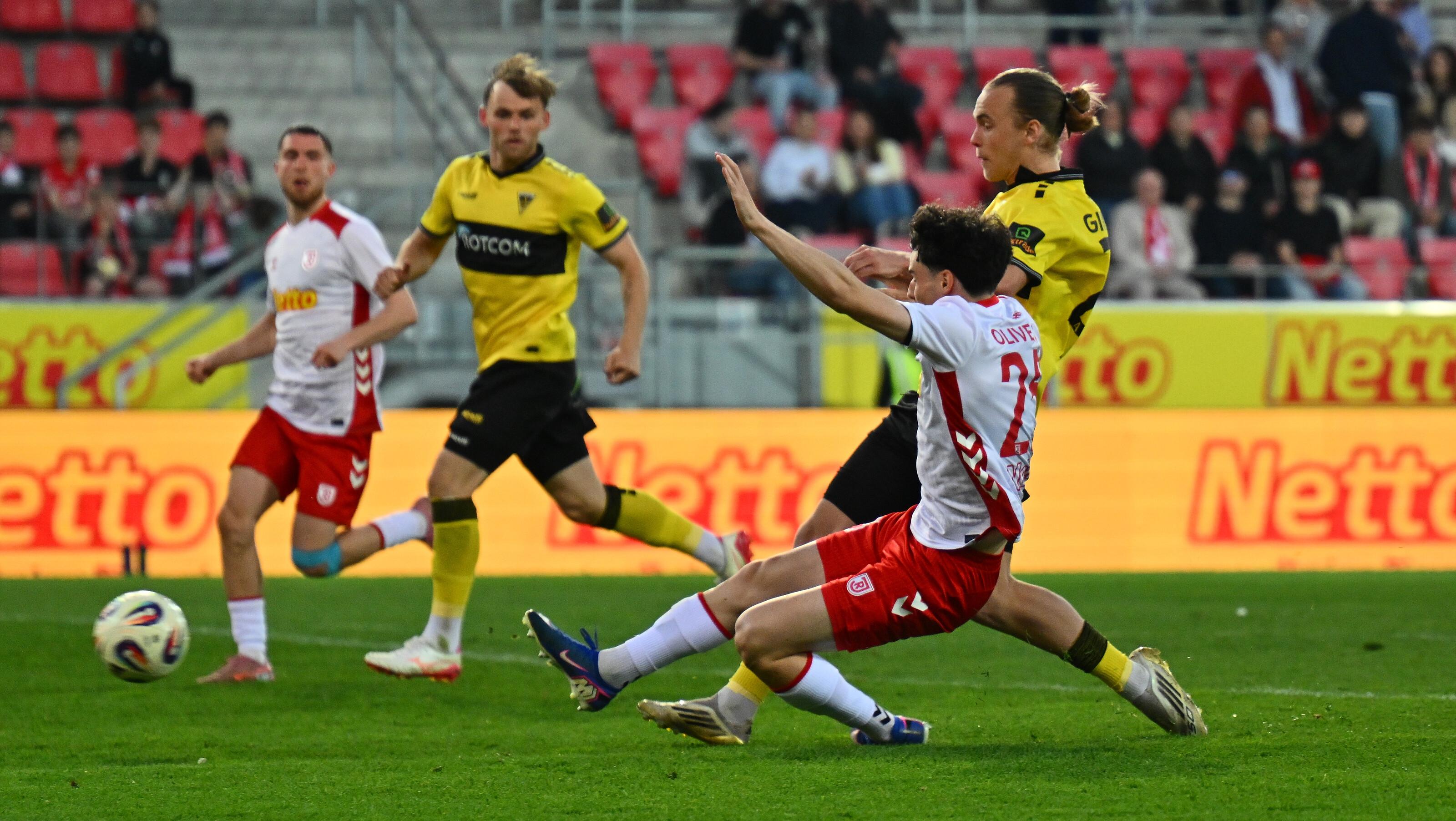 SSV Jahn Regensburg - Alemannia Aachen