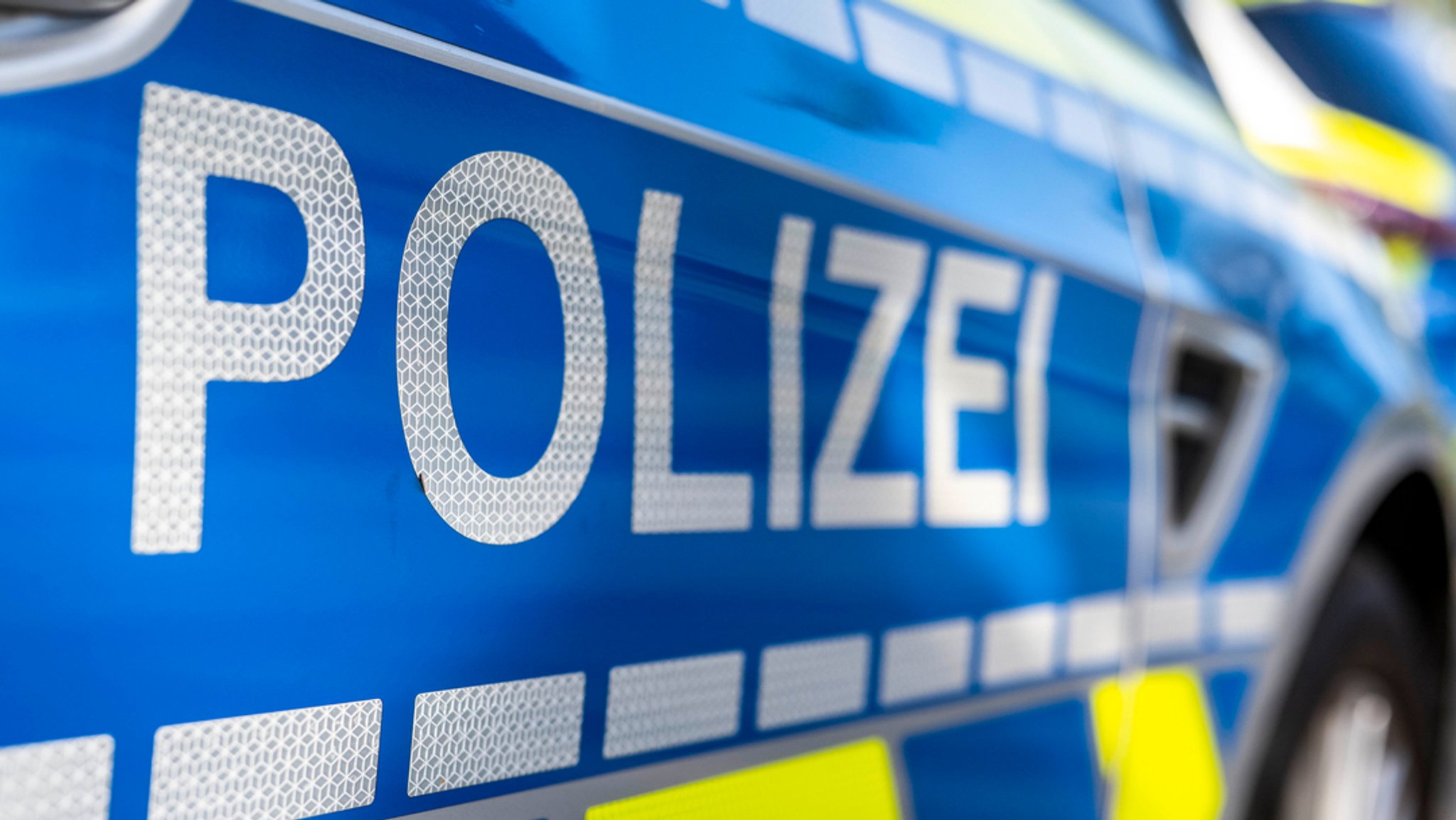 Frau getötet – tatverdächtiger Nachbar in München gesichtet