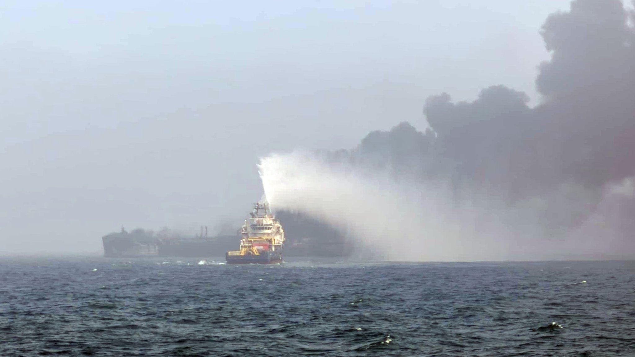 Schiffskollision in Nordsee: Tanker in Flammen, viele Verletzte