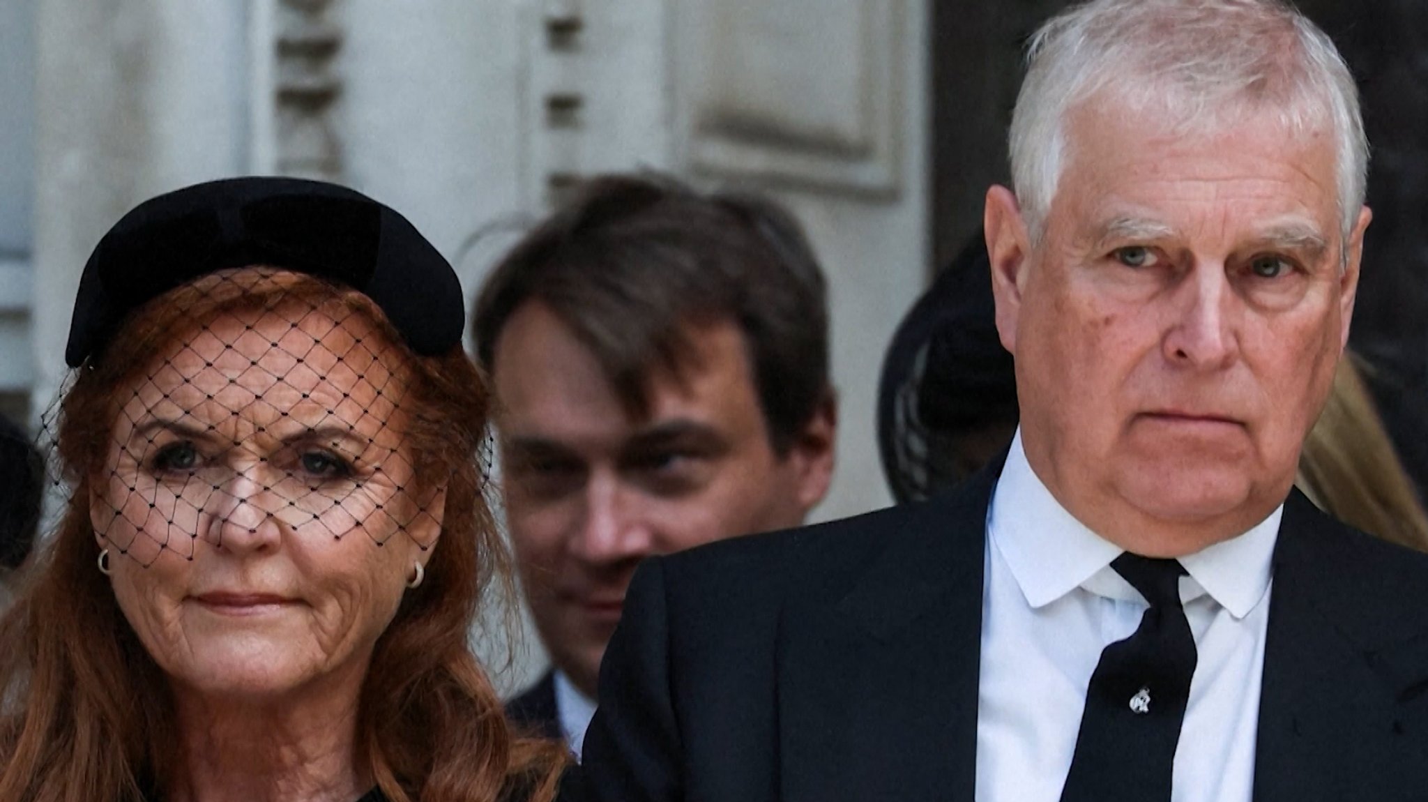 Britisches Königshaus: Andrew verliert royale Titel 