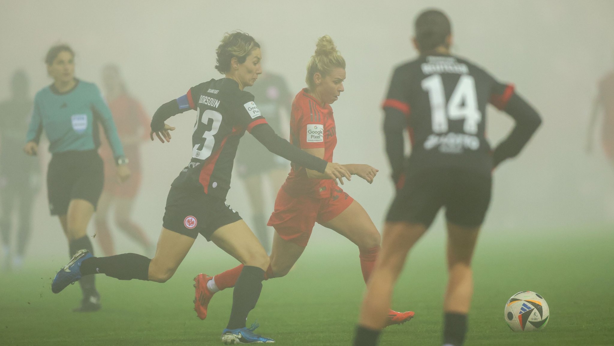 FC Bayern Frauen - Eintracht Frankfurt