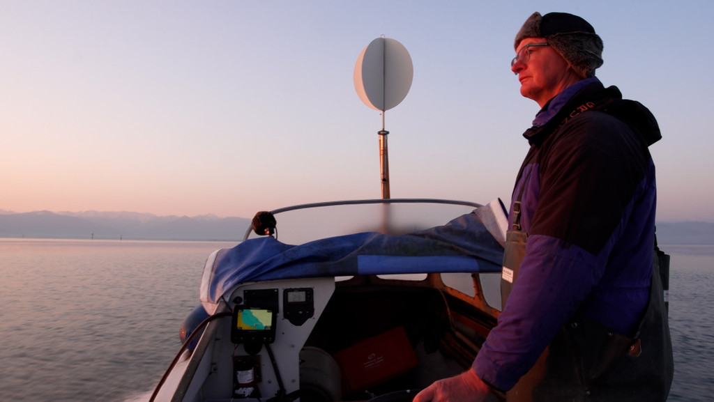 Fischer Bernd Kaulitzki auf dem Bodensee. 