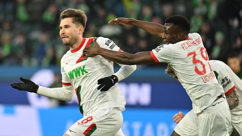 Jubel nach dem entscheidenden Tor | Bild: picture alliance/dpa | Swen Pförtner Jubel nach dem entscheidenden Tor