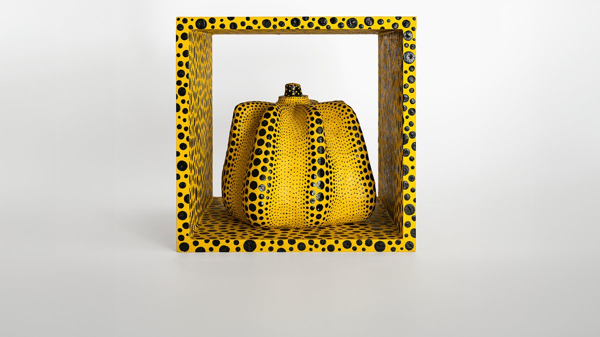 Gelber Kürbis aus Pappmaschee mit schwarzen Punkten | Bild: Yayoi Kusama / Foto Walter Bayer, Courtesy Sammlung Goetz, München Gelber Kürbis aus Pappmaschee mit schwarzen Punkten