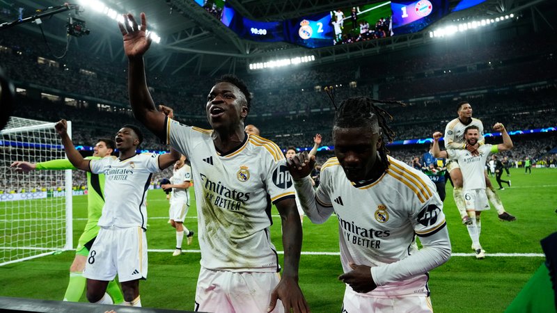 Torjubel bei Real Madrid | Bild: picture alliance / NurPhoto | Jose Breton Torjubel bei Real Madrid