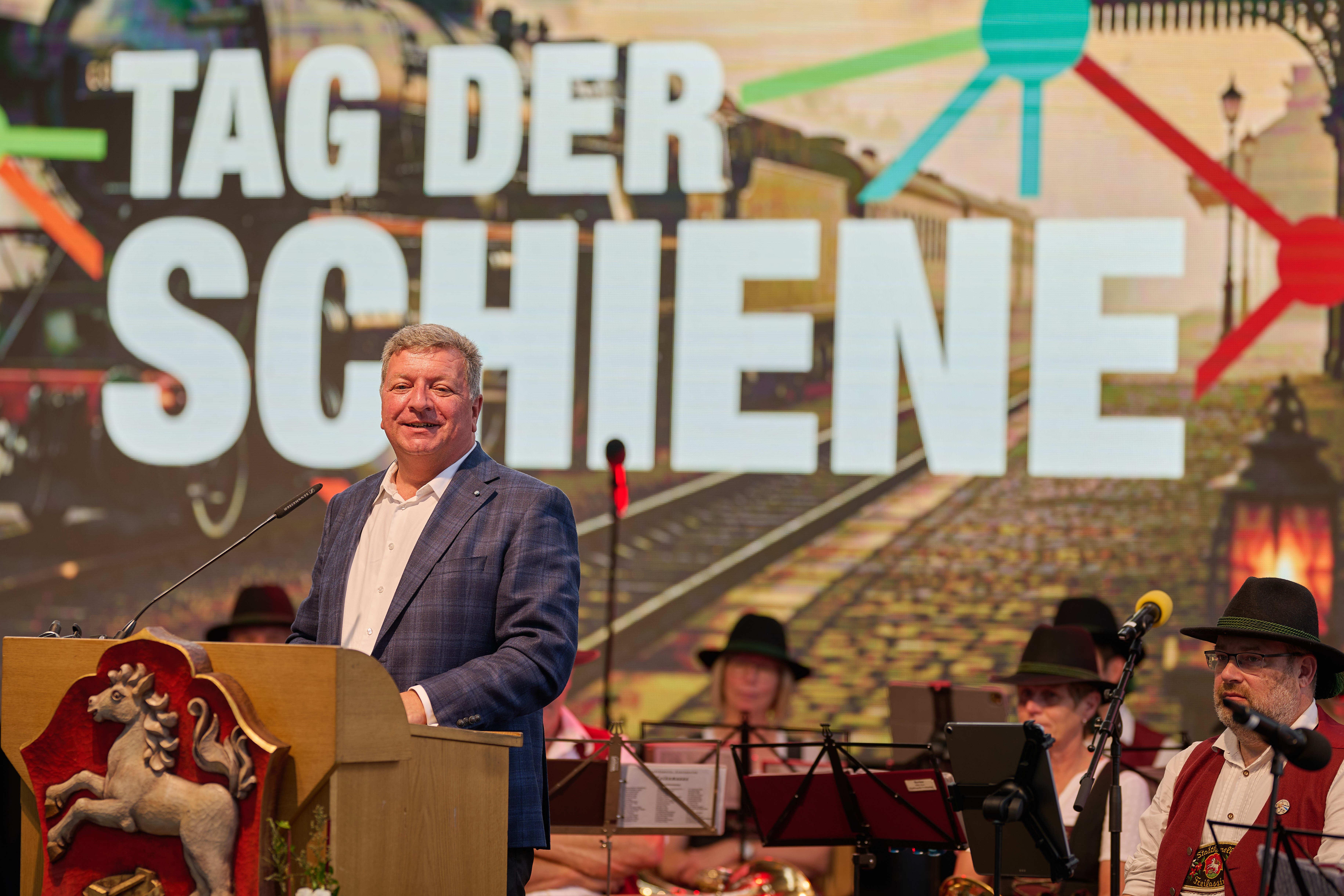 Gegen Zugstreichungen: Bernreiter fordert mehr Geld von Berlin  
