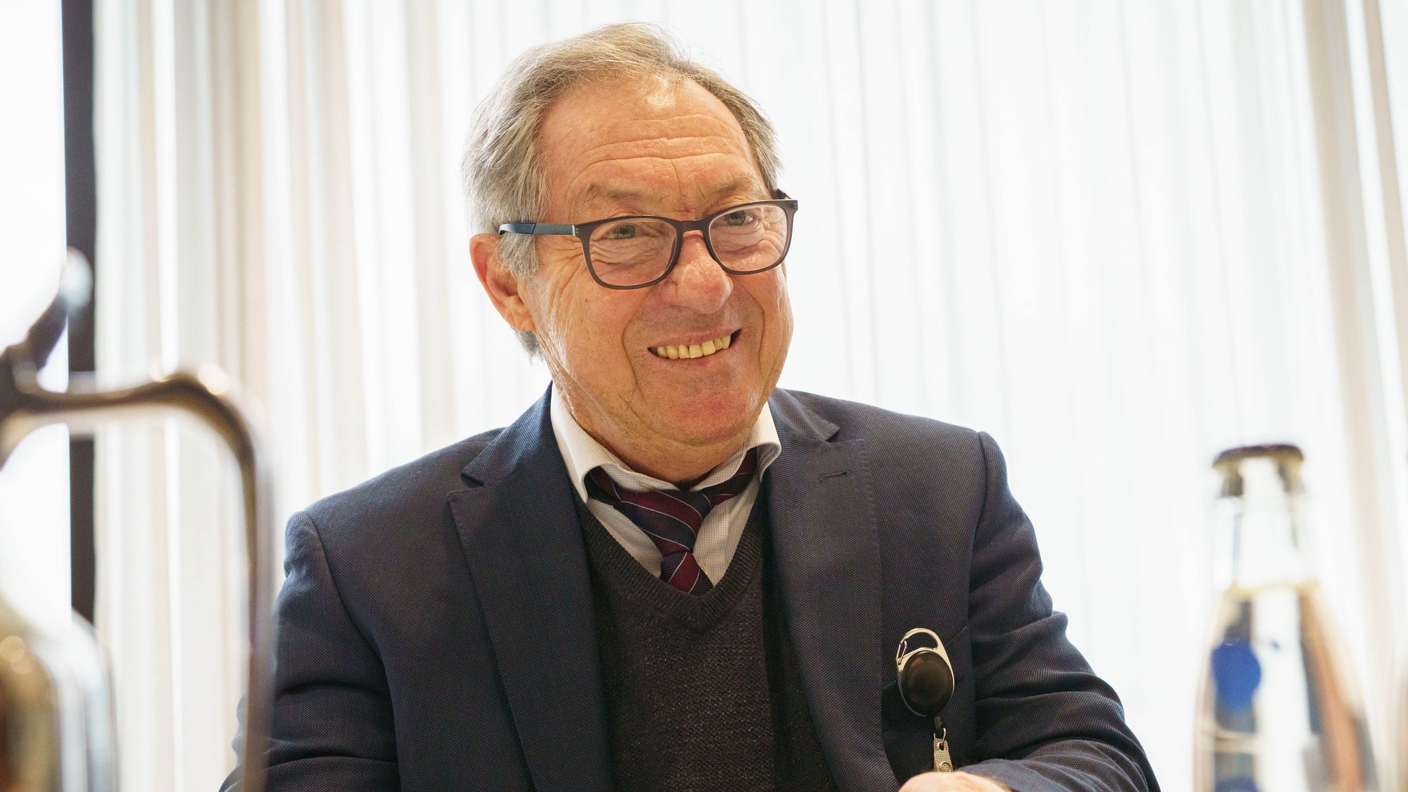 Anton Nachreiner im Jahr 2023 als DFB-Chefankläger bei einem Prozess.