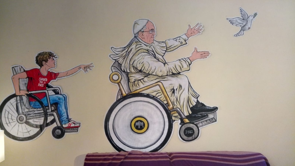 Ein Kind im Rollstuhl schubst Papst Franziskus an - Entwurf zum Bild