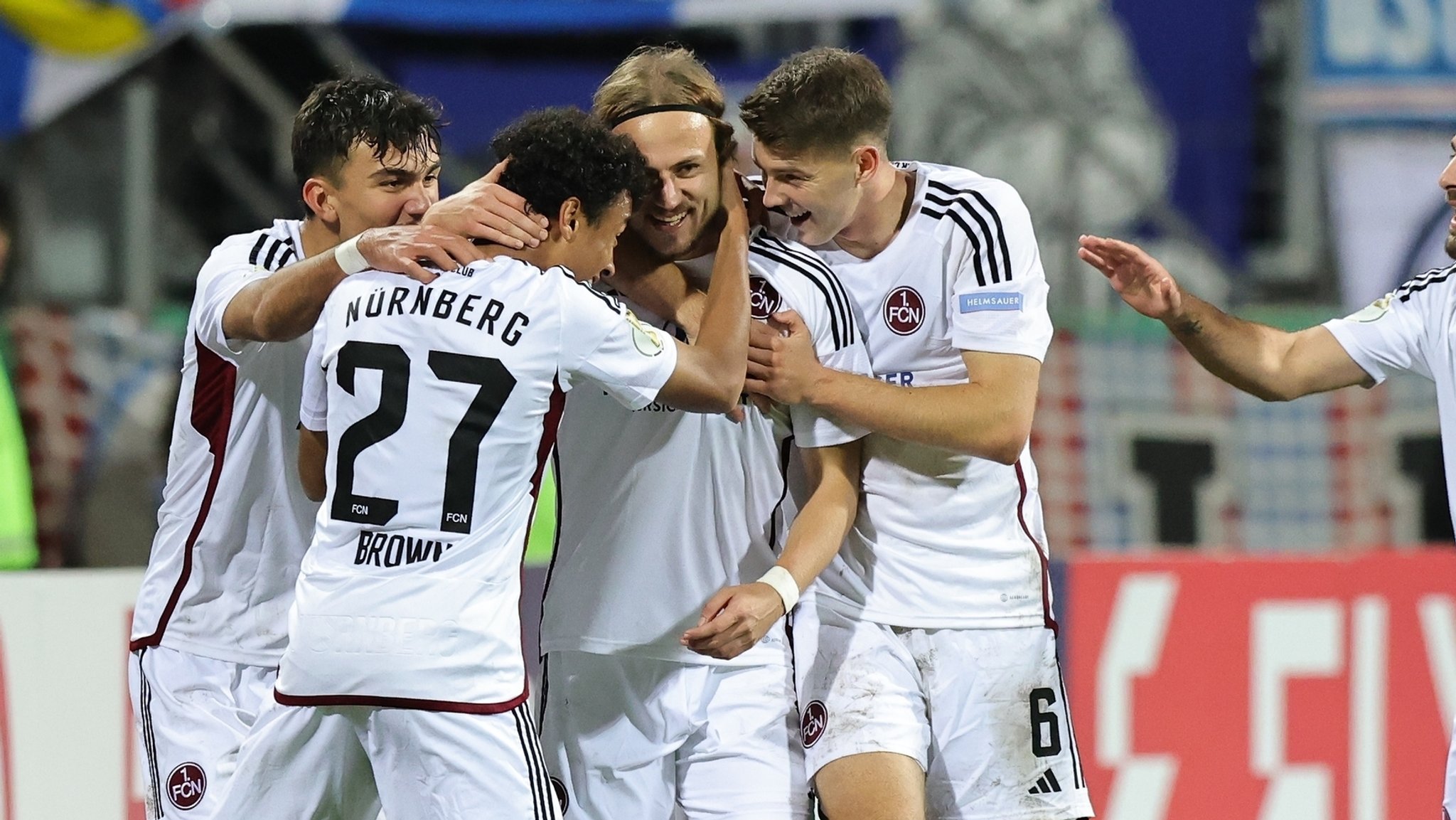 DFB-Pokal: Lohkemper schießt Nürnberg ins Achtelfinale