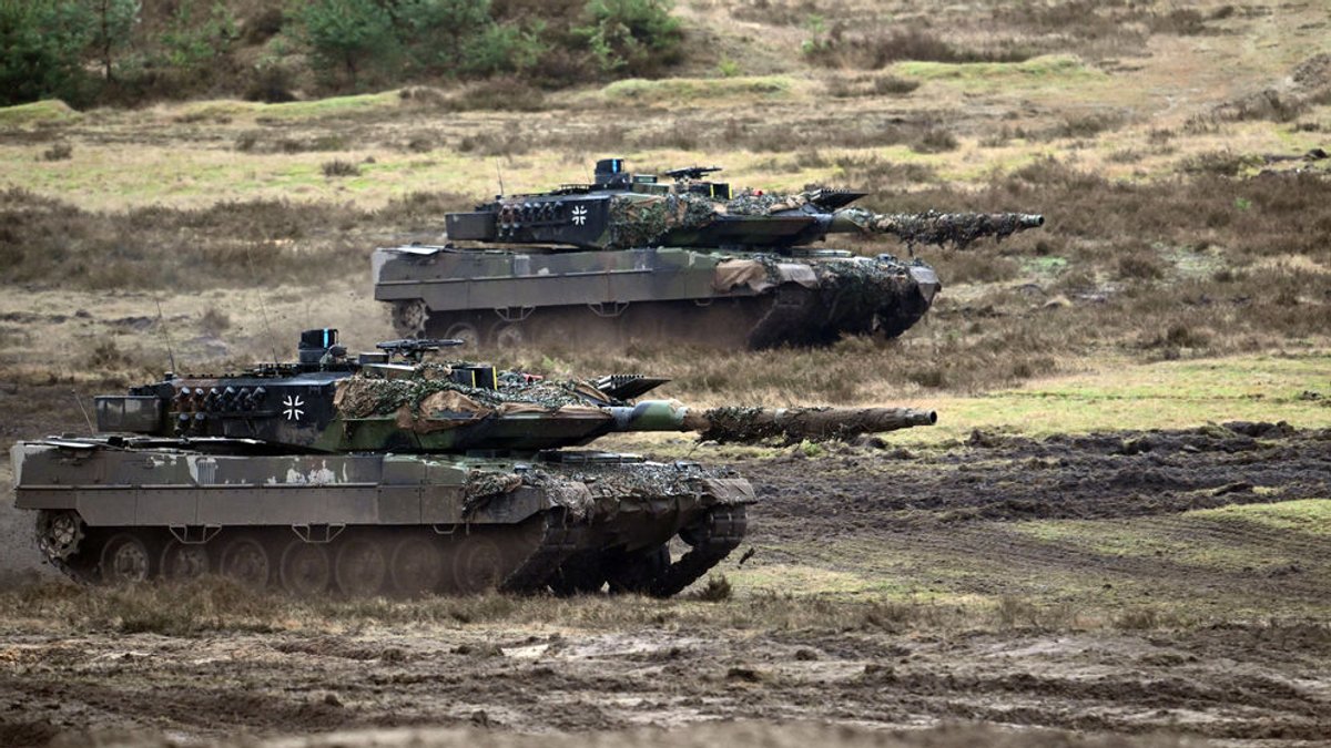 Deutsche Leopard-Kampfpanzer in der Ukraine angekommen
