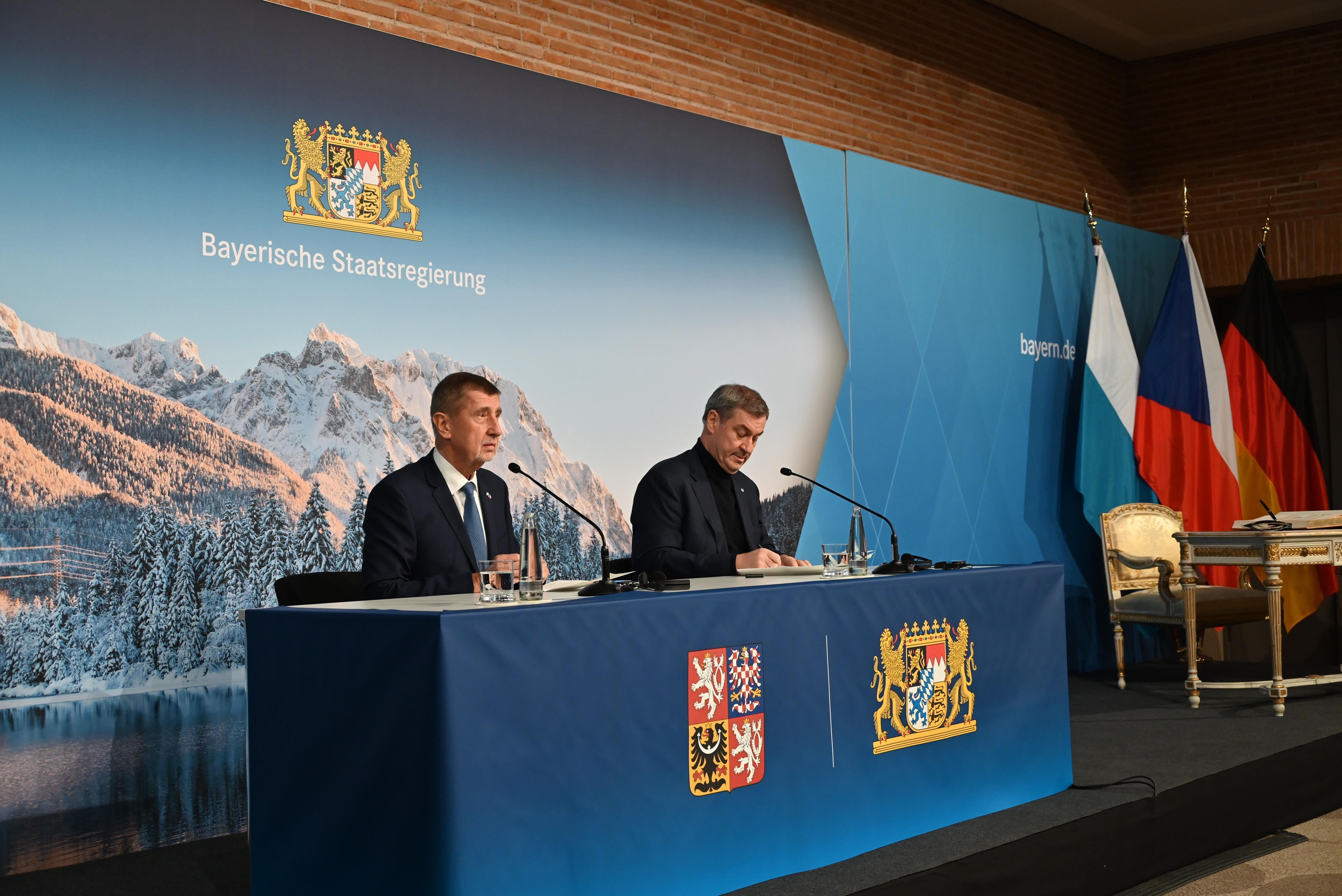 (Archivbild) Bayerns Ministerpräsident Markus Söder mit dem Tschechischen Ministerpräsidenten Andrej Babiš.
