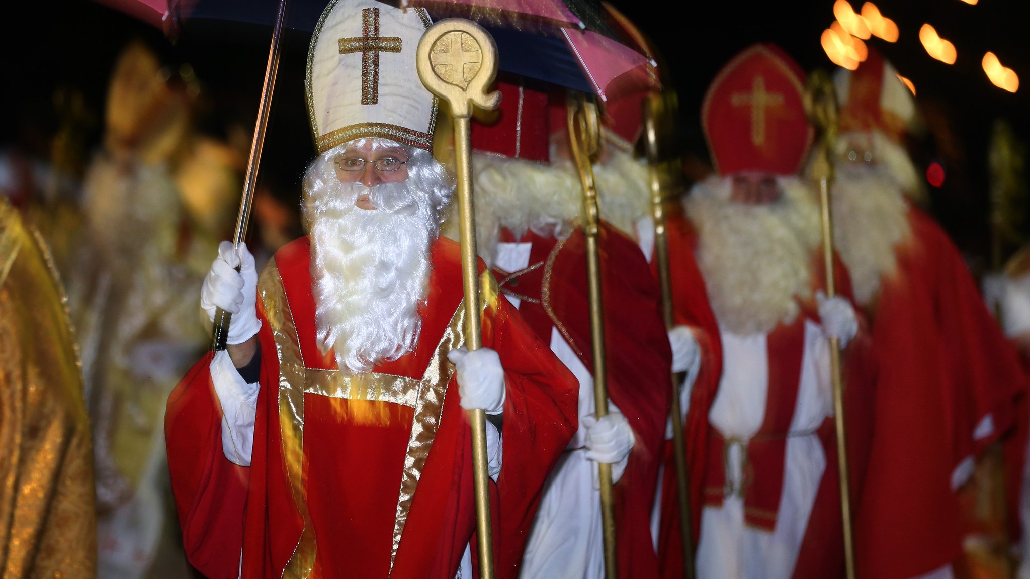 Treffen mit Tradition: Invasion der Nikoläuse im Allgäu