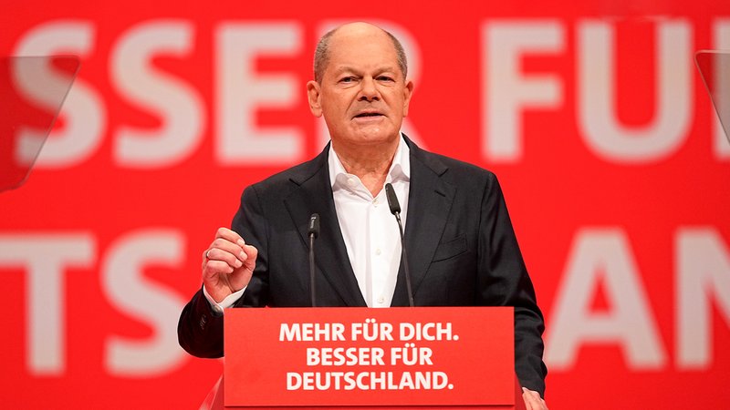 Die SPD hat Bundeskanzler Olaf Scholz auf ihrem Parteitag zu ihrem Kandidaten gemacht. | Bild: Bayerischer Rundfunk 2025 Die SPD hat Bundeskanzler Olaf Scholz auf ihrem Parteitag zu ihrem Kandidaten gemacht.