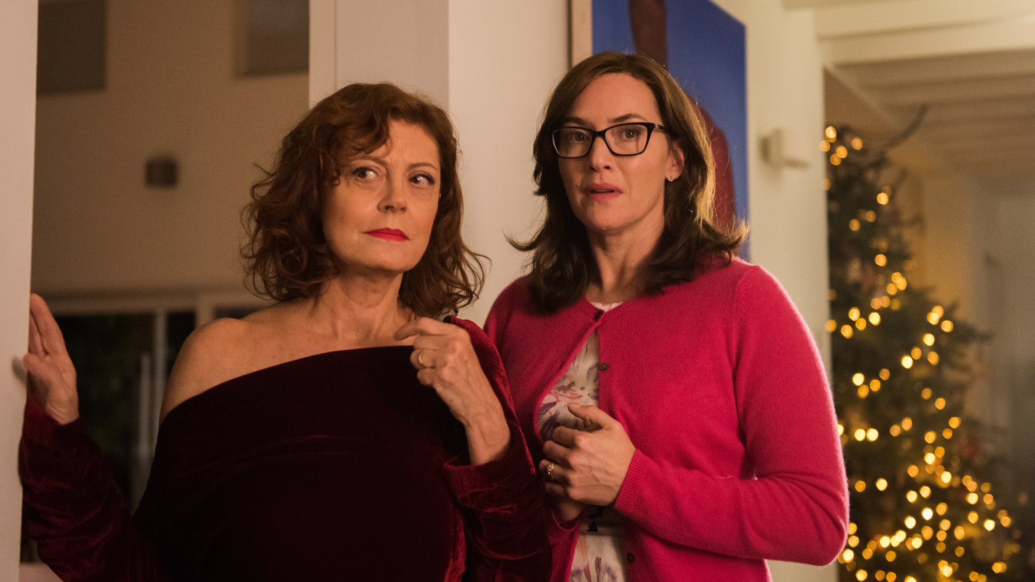 Susan Sarandon und Kate Winslet als Mutter und Tochter in "Blackbird - Eine Familiengeschichte" (Filmszene)