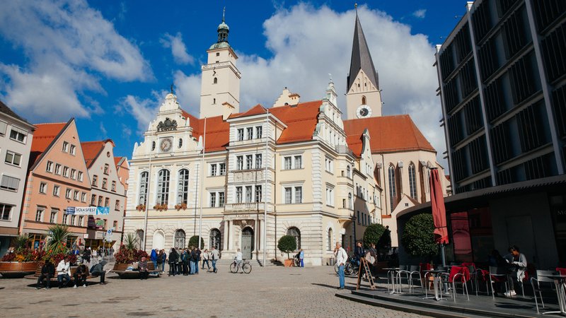 Das Alte Rathaus und das Neue Rathaus am Rathausplatz in Ingolstadt. | Bild: BR/Herbert Ebner Das Alte Rathaus und das Neue Rathaus am Rathausplatz in Ingolstadt.