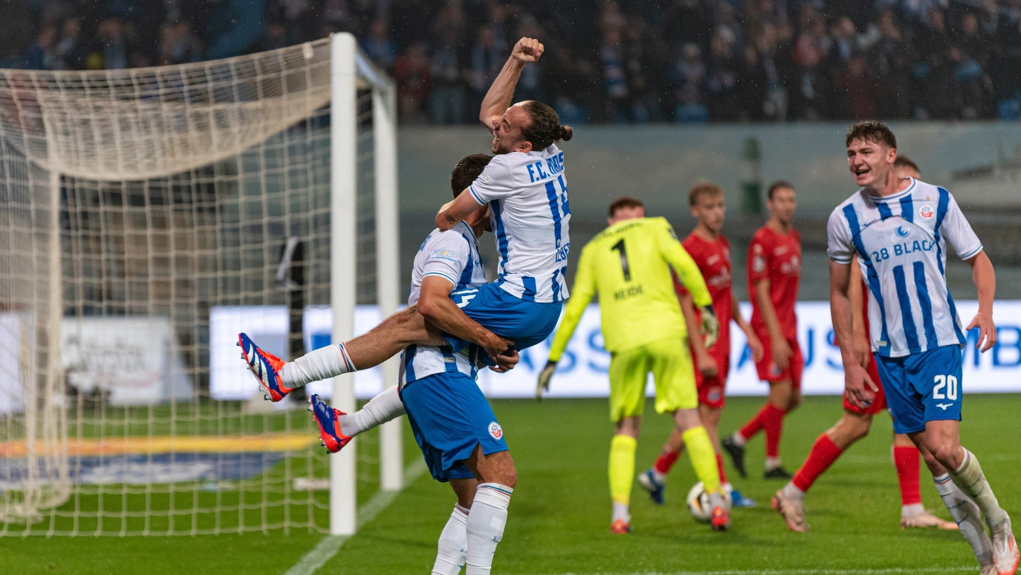 Spielszene FC Hansa Rostock - SpVgg Unterhaching