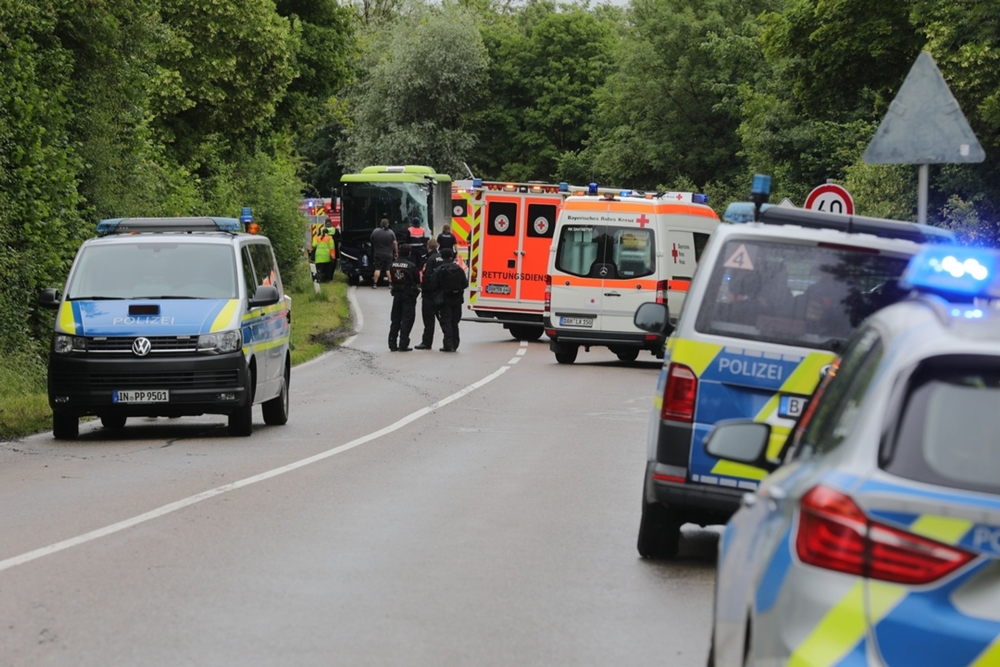 Tödlicher Bus-Unfall in Oberbayern: Was bislang bekannt ist