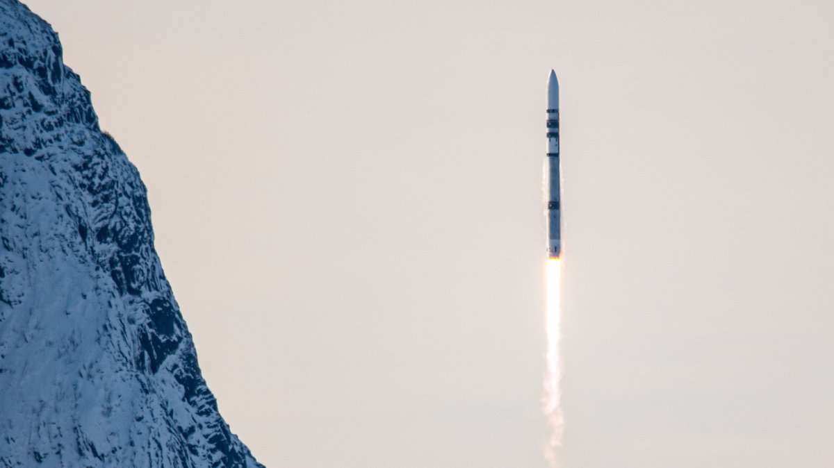 Verteidigung im All: Booster für Bayerns Raumfahrtindustrie?