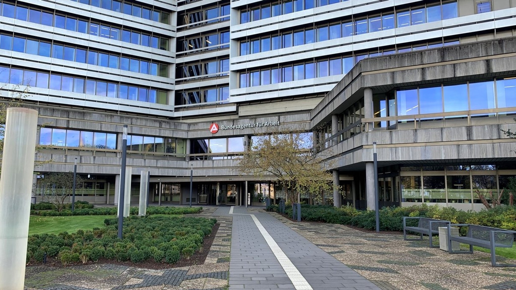 Schwache Herbstbelebung auf dem bayerischen Arbeitsmarkt