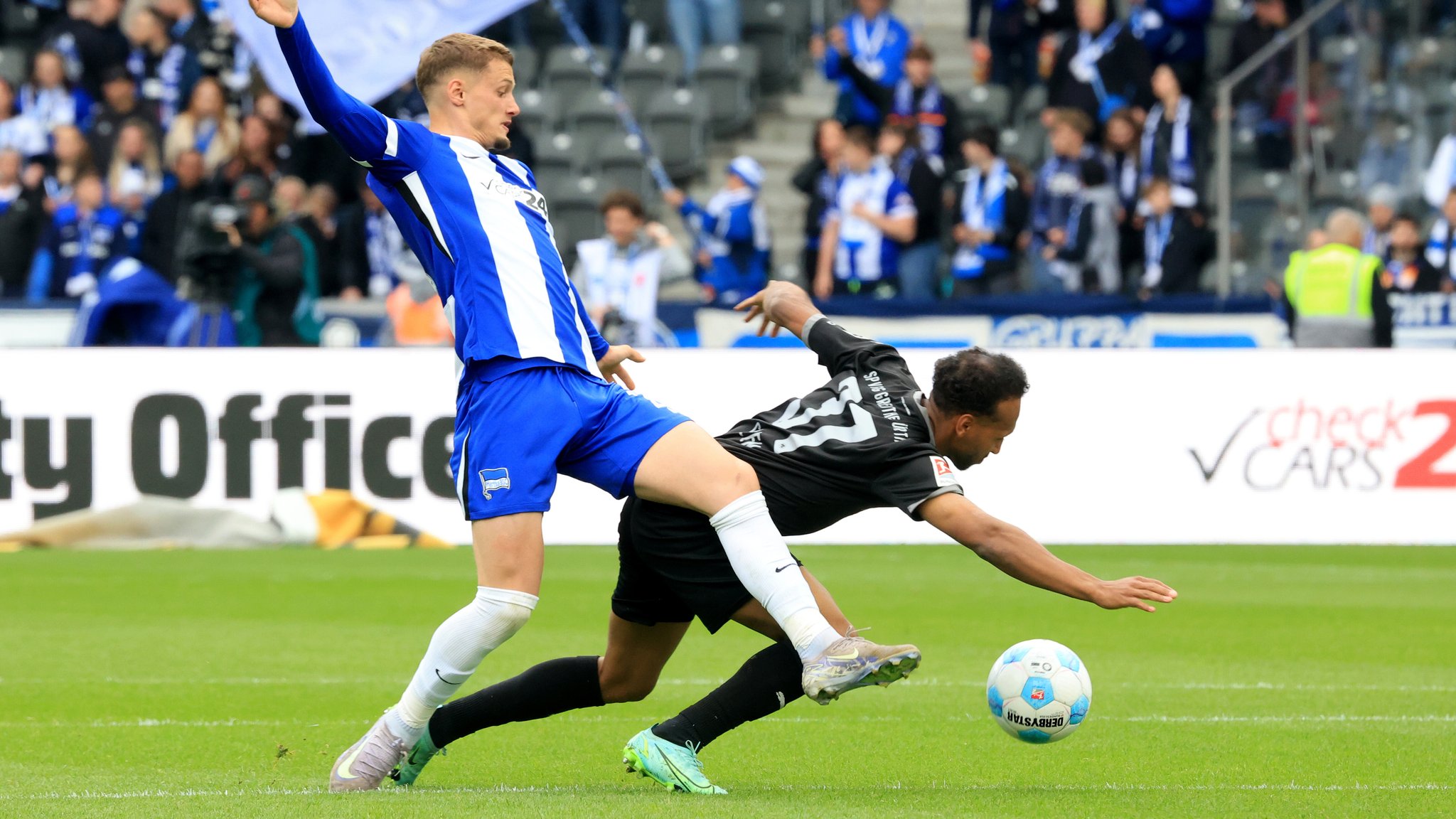 Spielszene Hertha BSC - SpVgg Greuther Fürth 