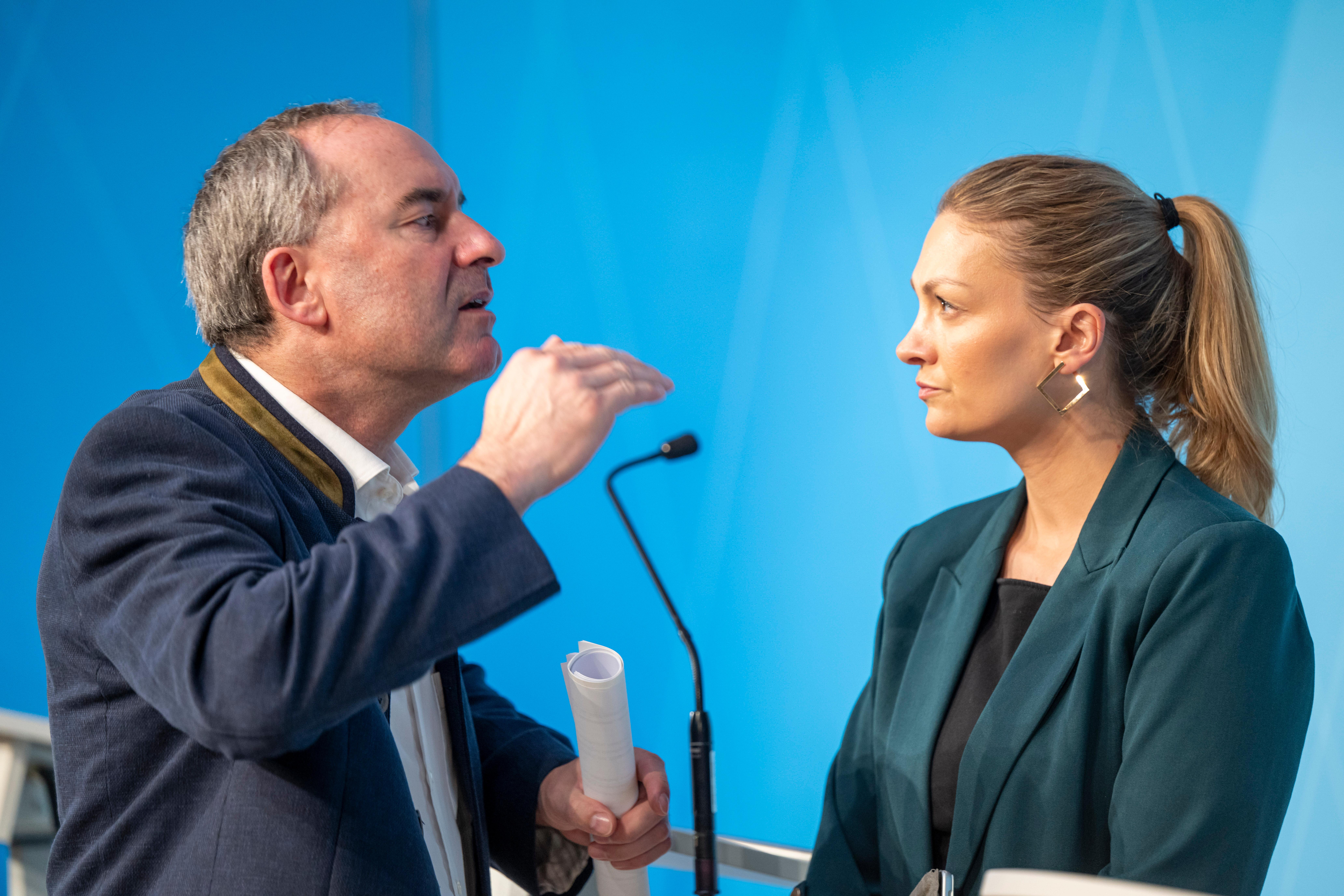 (Archivbild): Hubert Aiwanger und Judith Gerlach