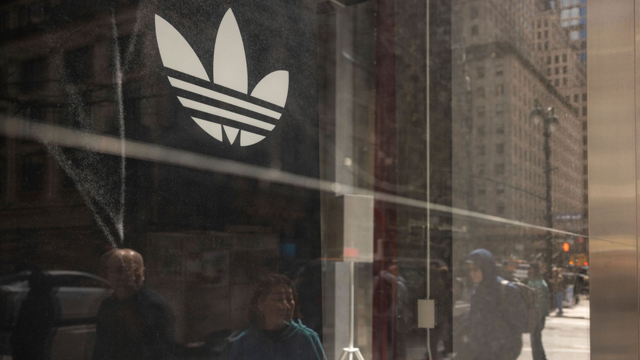 Ein Adidas-Geschäft auf der 5th Avenue in New York. | Bild: dpa-Bildfunk/Yuki Iwamura Ein Adidas-Geschäft auf der 5th Avenue in New York.