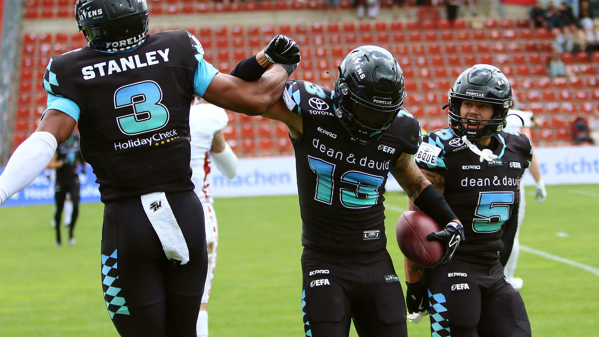 Die Munich Ravens bleiben in der EFA ungeschlagen