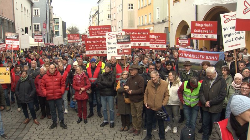 Der Protest gegen den geplanten Brenner-Nordzulauf in Oberbayern hält an