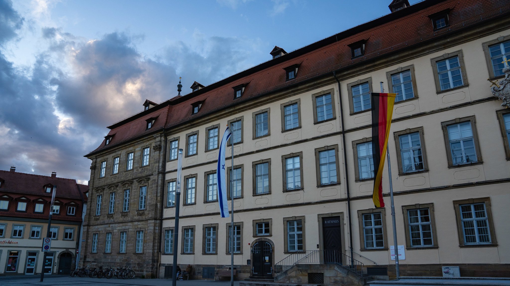 Das Bamberger Rathaus am Maxplatz.