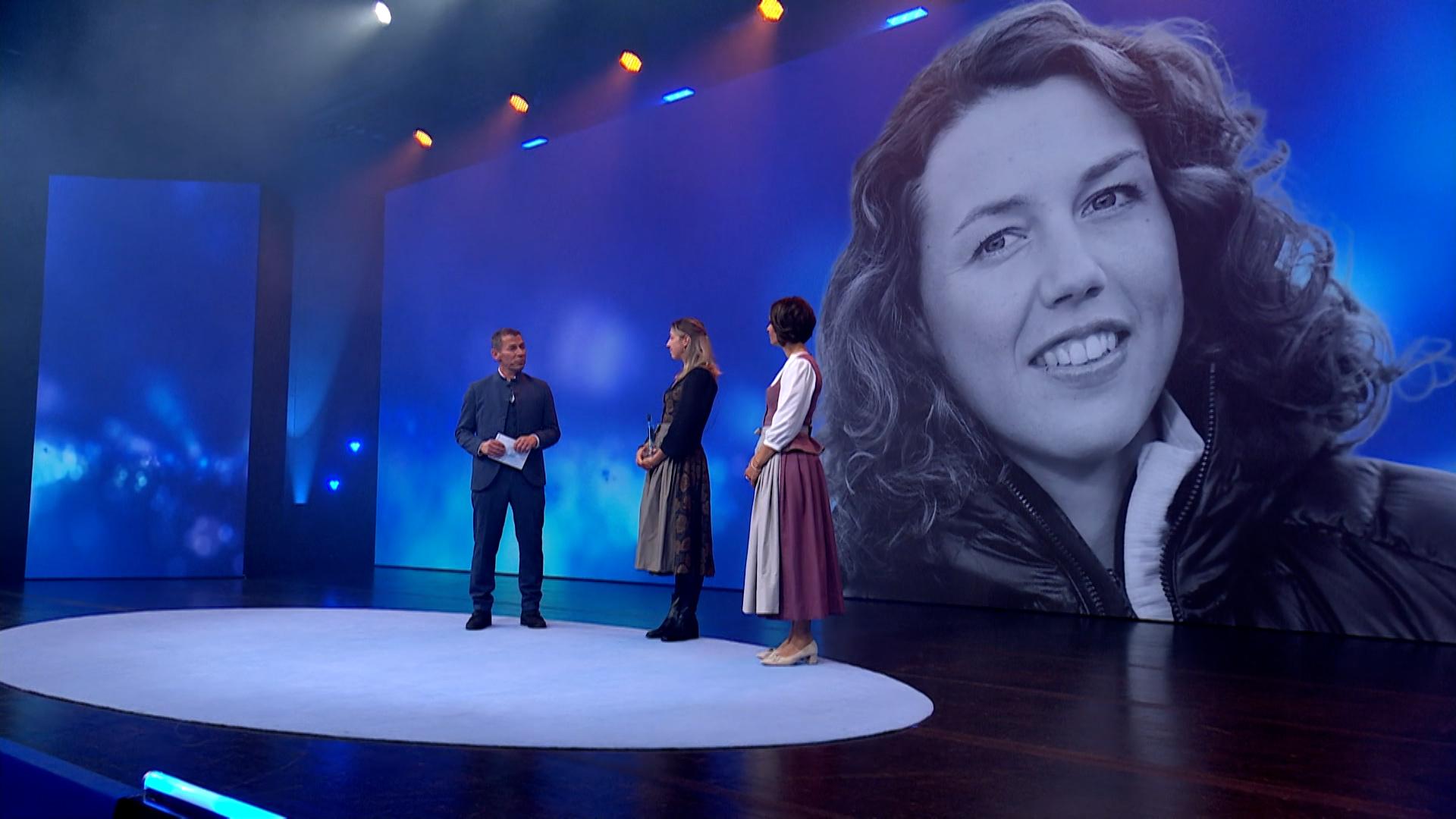 Franziska Preuß und Magdalena Neuner gedachten Laura Dahlmeier