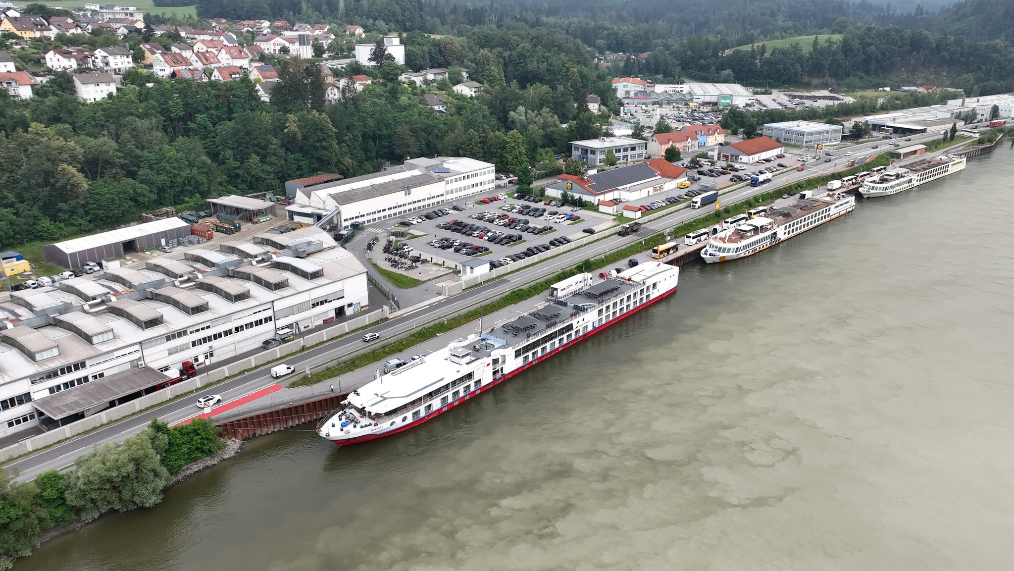 Kontrolle auf dem Fluss: Wie sauber sind Kreuzfahrtschiffe?