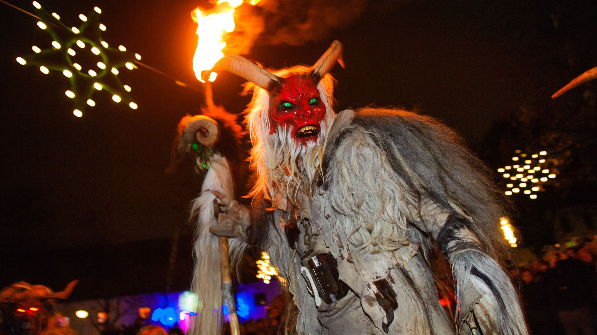 Zwischenfall bei Perchtenlauf: Zuschauerin verletzt Teilnehmer