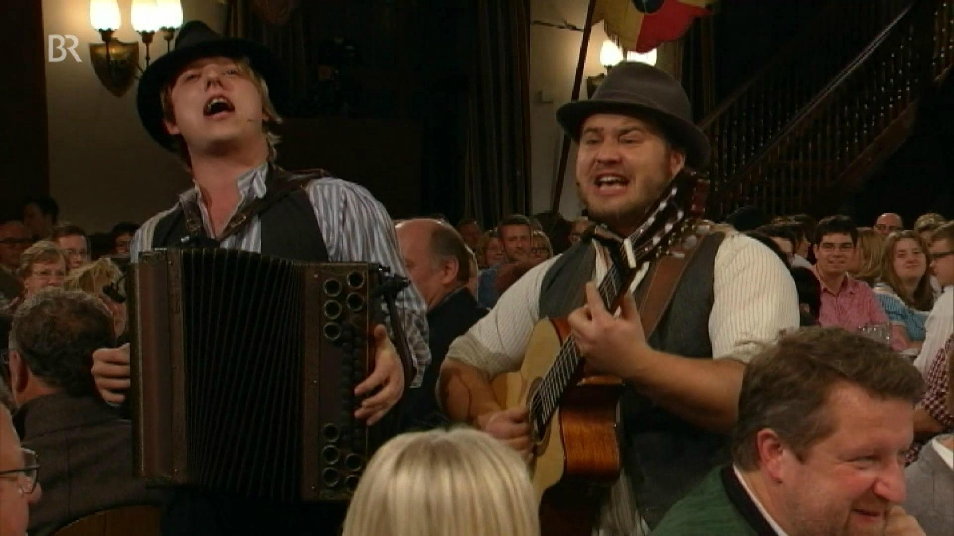 Brettl Spitzen Iii Kunstler Mein Herz Das Ist Ein Bienenhaus