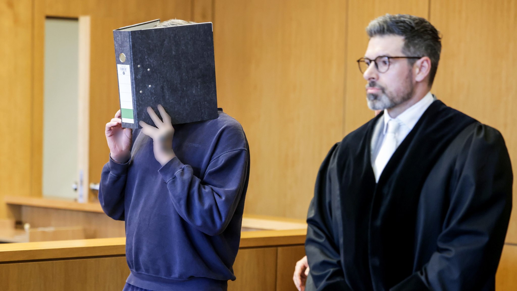 Lebenslange Haft für Pfleger wegen Mordes an zehn Patienten 